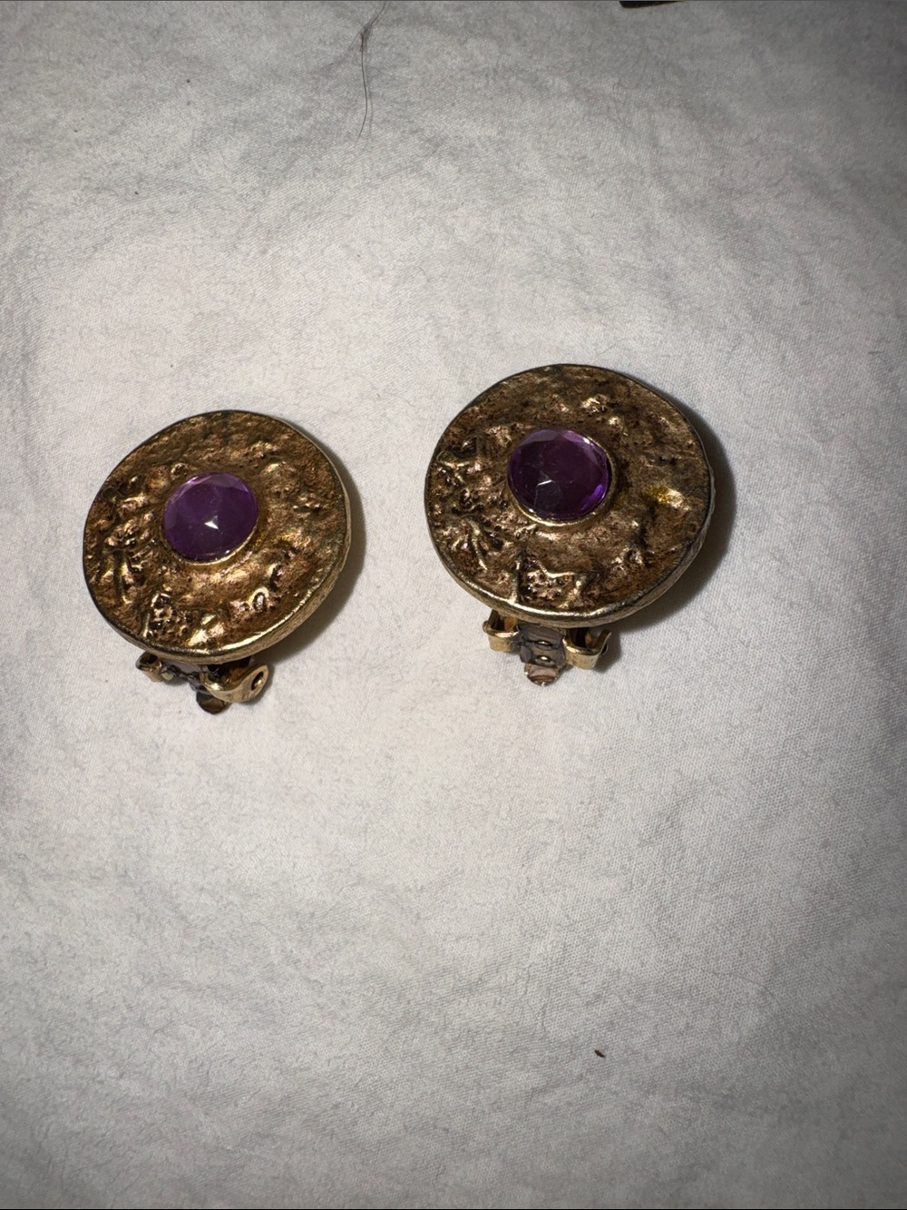 Vintage Gold-Tone Textured Clip Earrings with Purple Stone